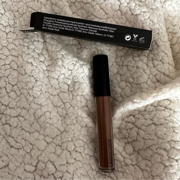 The Lady Code Shop Eyebrow Gel - Picture 2 of 3